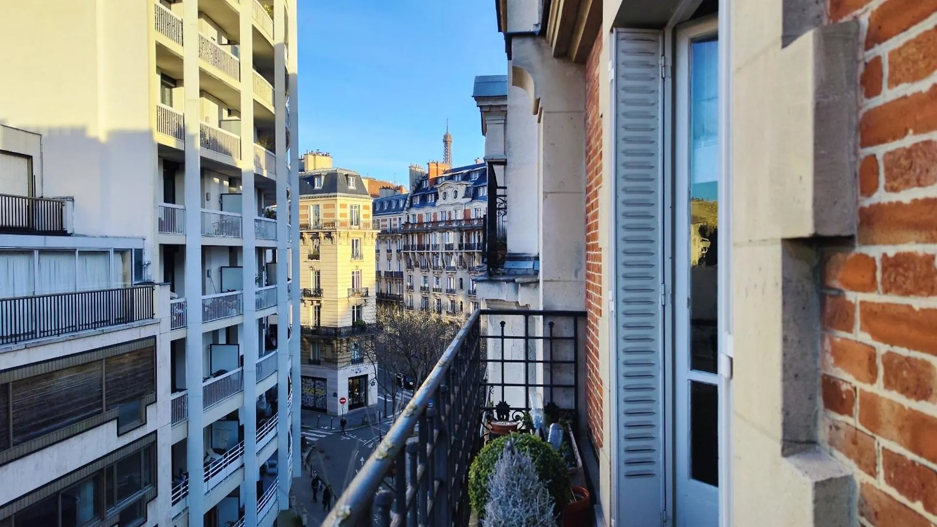 Rue Faustin Helie - Paris 16 Apartment France